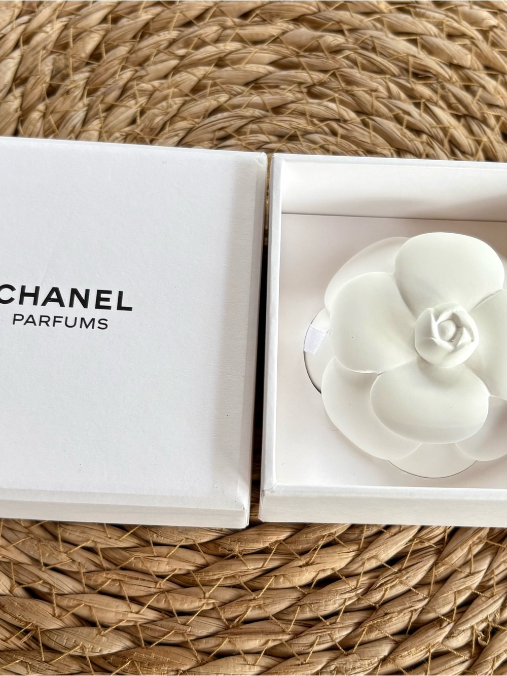 Chanel perfume diffuser NIB - Picture 2 of 4
